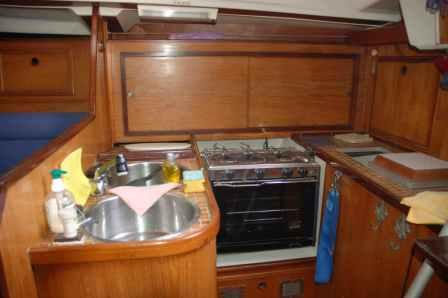 [Immagine: 2013111318840_Cucina pre1.jpg]